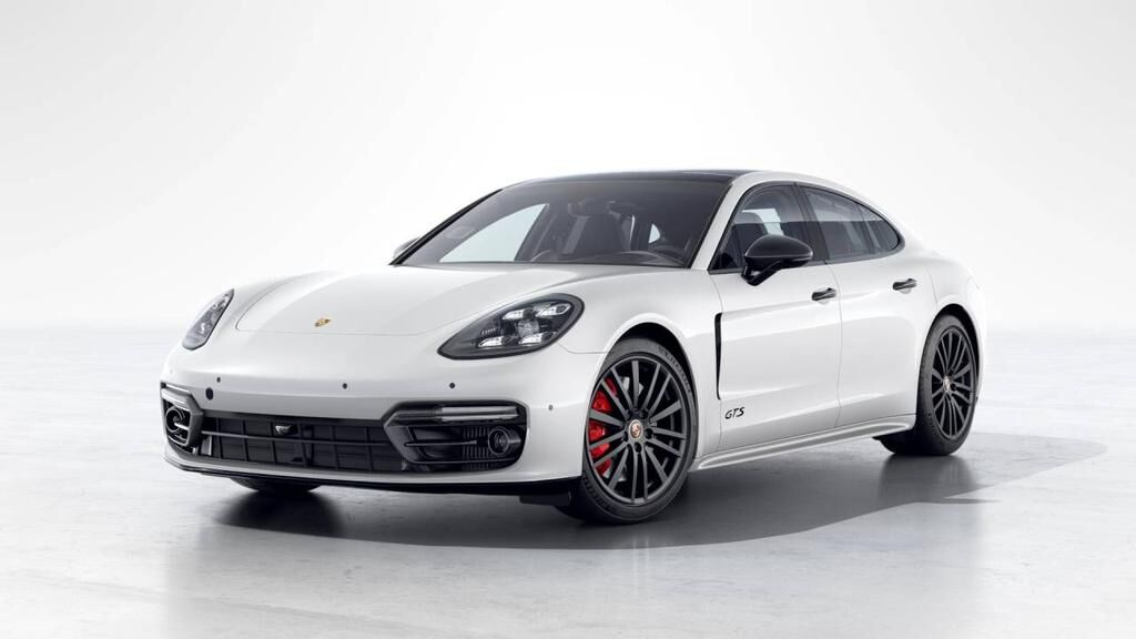 2023 PORSCHE Panamera