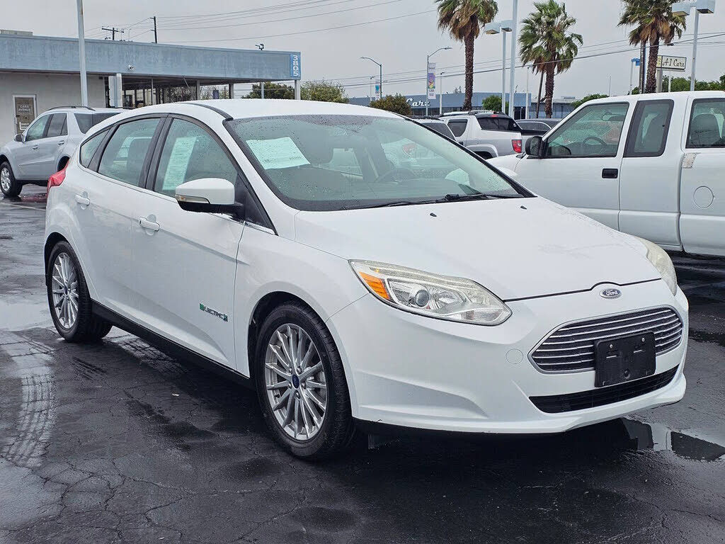 2014 FORD Focus