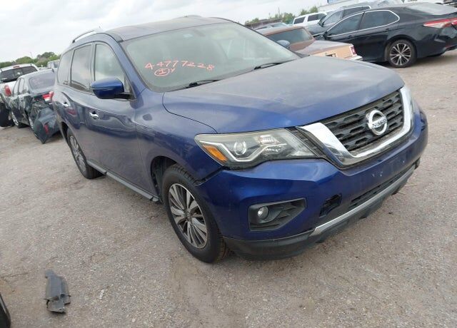 2018 NISSAN Pathfinder