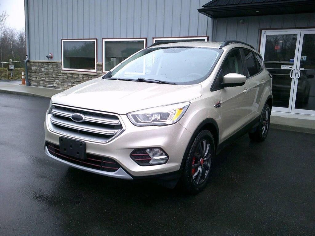 2017 FORD Escape
