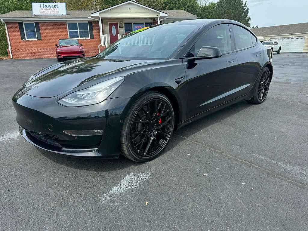 2020 TESLA Model 3