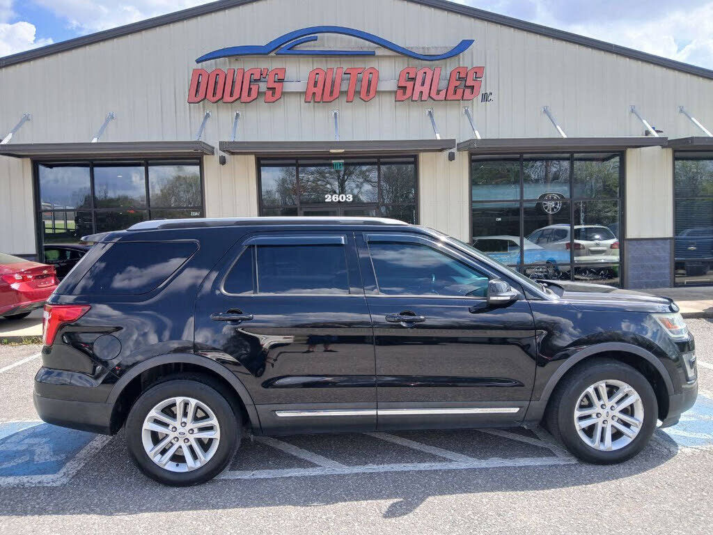 2017 FORD Explorer
