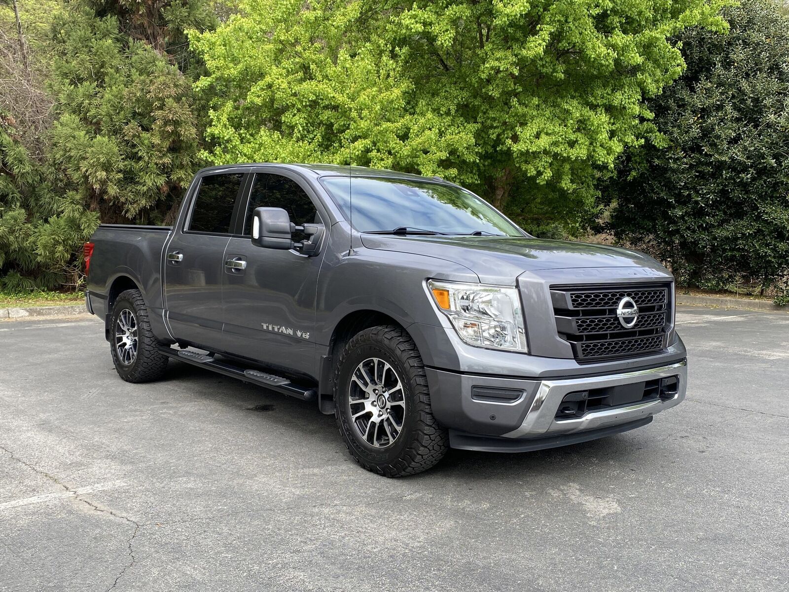 2020 NISSAN Titan