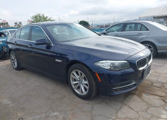 BMW 528i