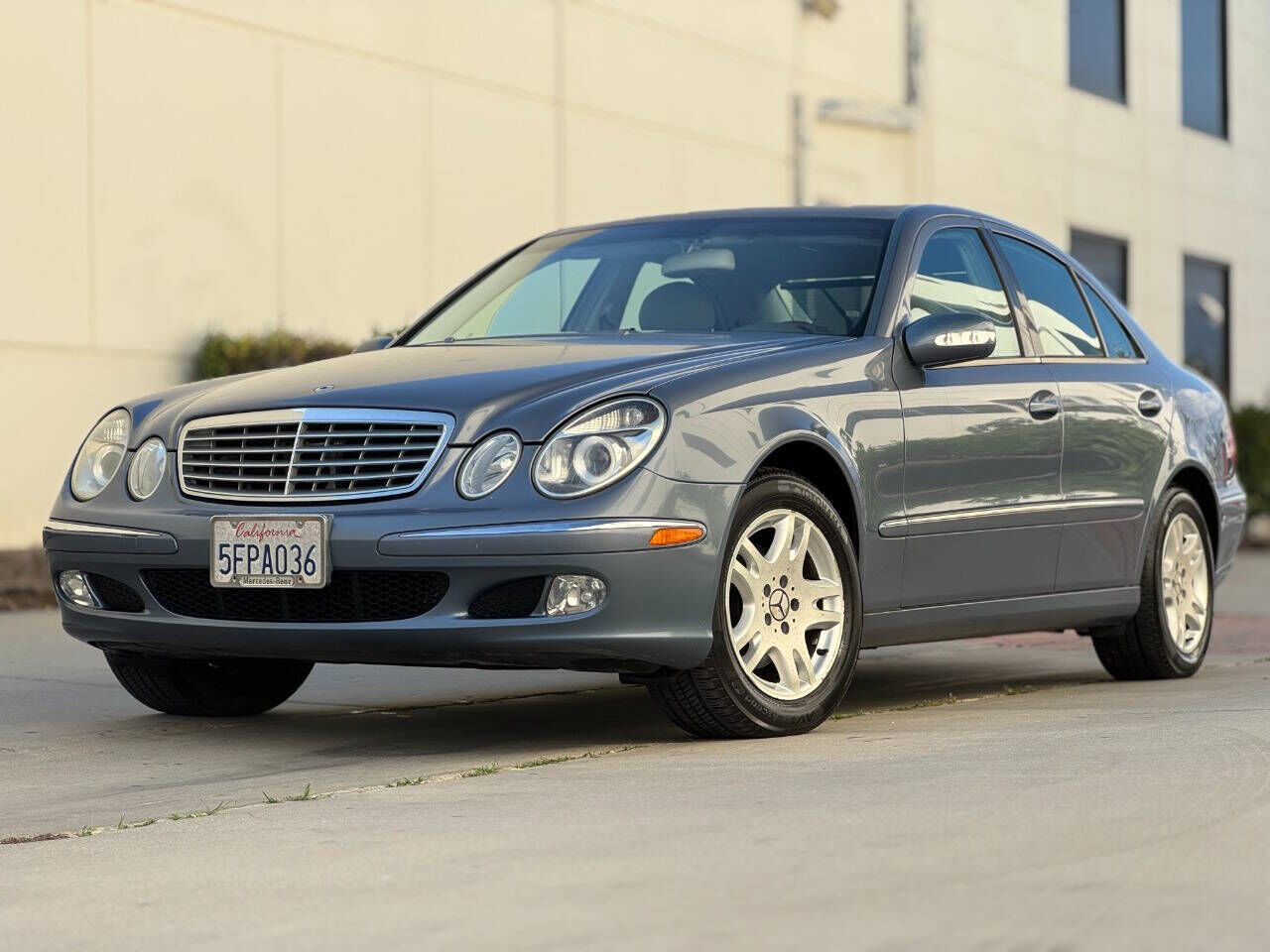 2004 MERCEDES-BENZ E-Class