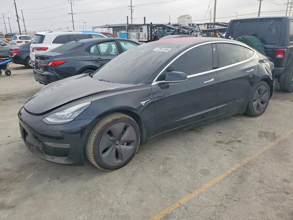 2018 TESLA Model 3