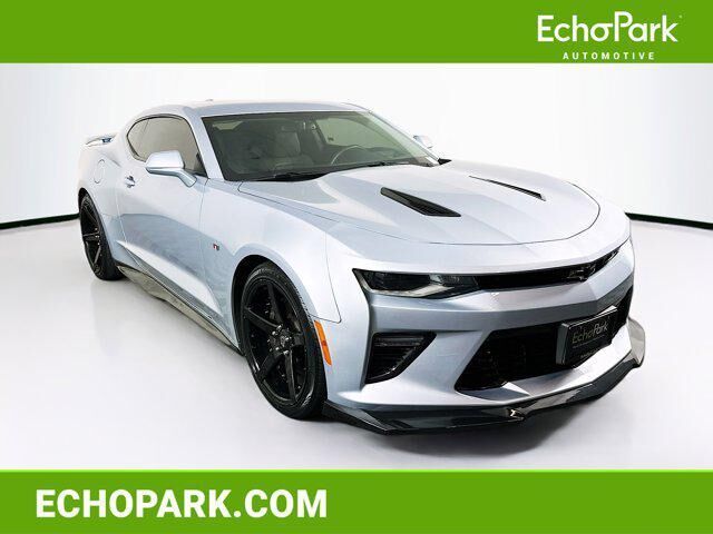 2017 CHEVROLET Camaro