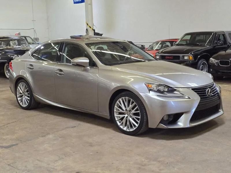 2014 LEXUS IS