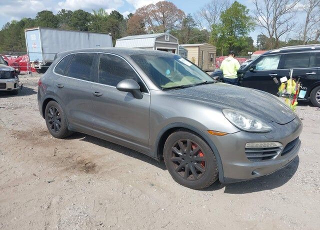 2013 PORSCHE Cayenne