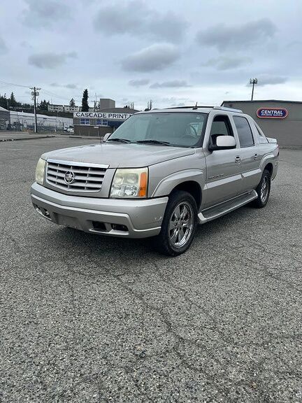 2004 CADILLAC Escalade