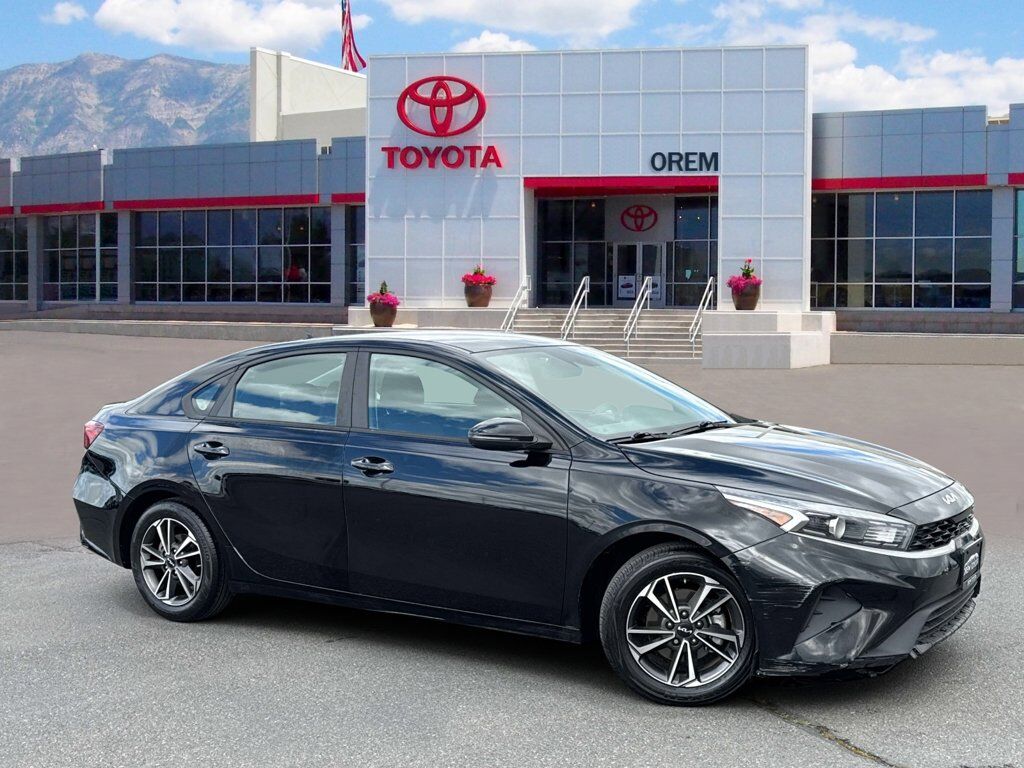 2023 KIA Forte