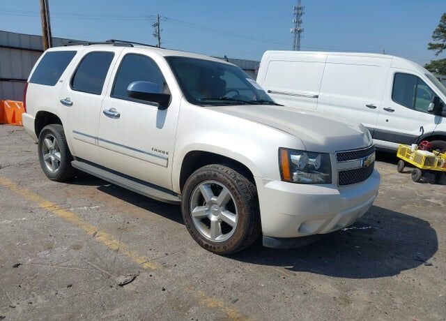 2013 CHEVROLET Tahoe