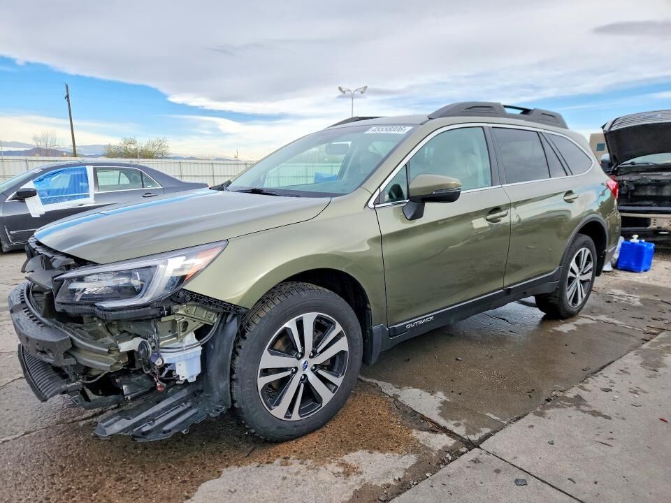 2018 SUBARU Outback