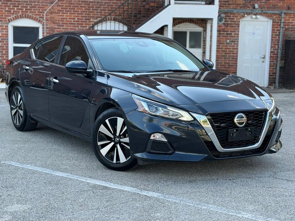 2022 NISSAN Altima