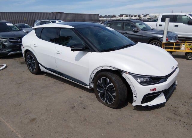 2024 KIA EV6