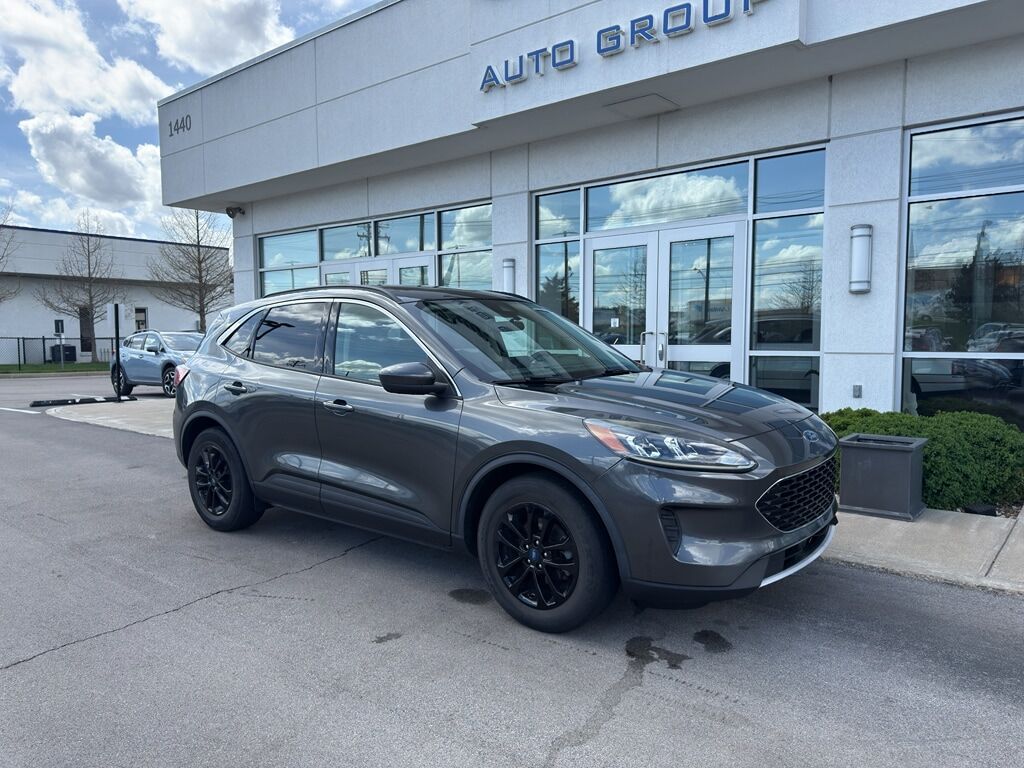 2020 FORD Escape