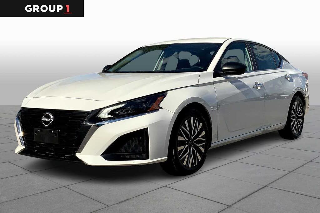 2025 NISSAN Altima