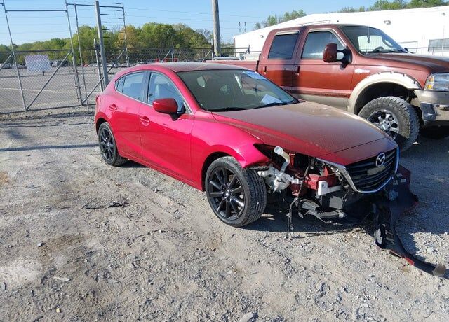 2016 MAZDA Mazda3