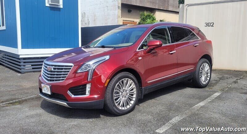2017 CADILLAC XT5