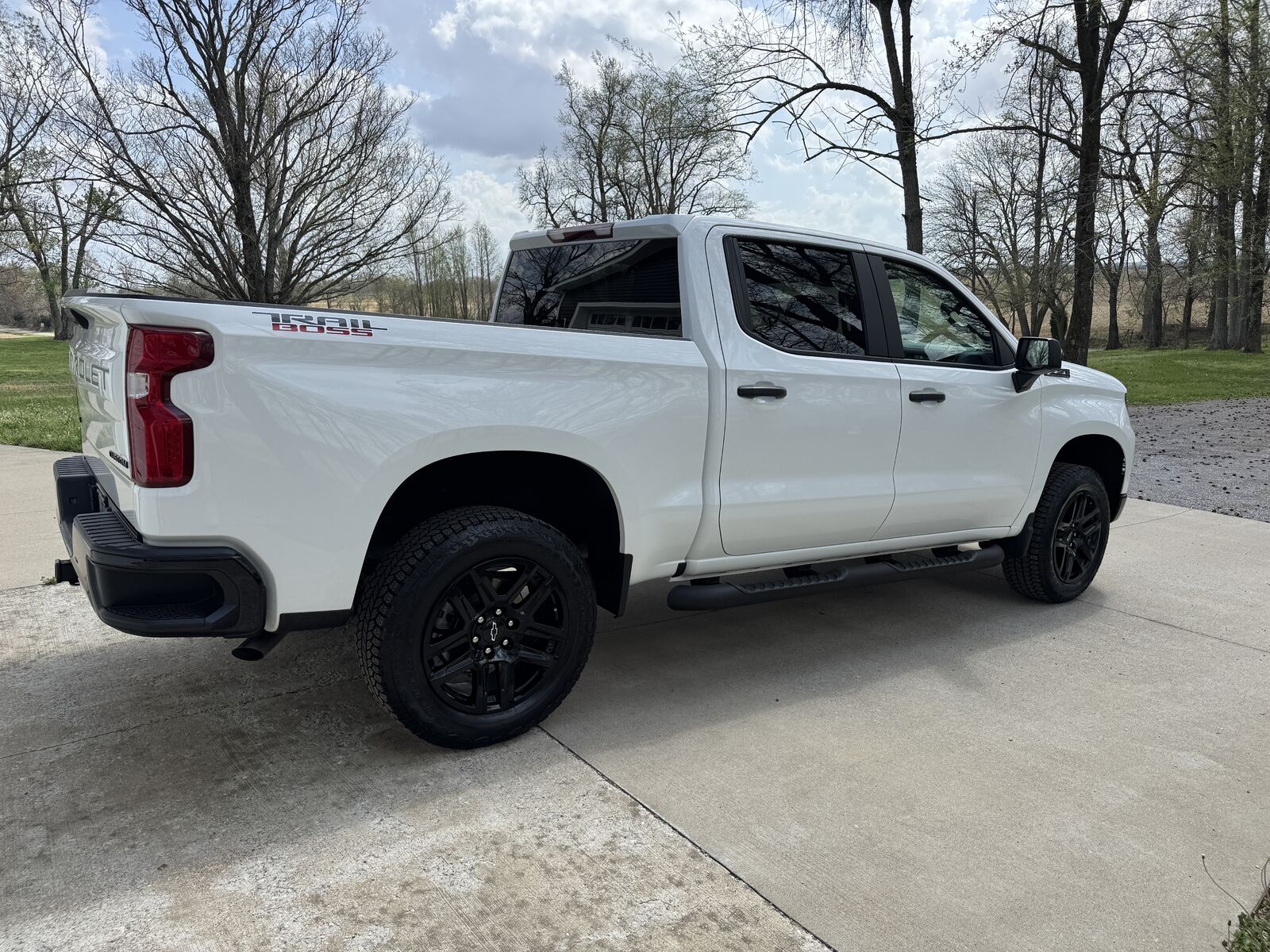 2024 CHEVROLET Silverado