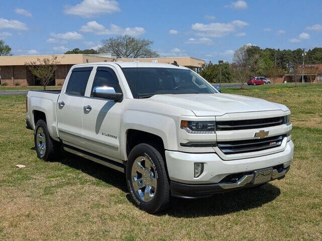 2017 CHEVROLET Silverado
