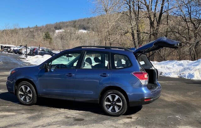 2017 SUBARU Forester