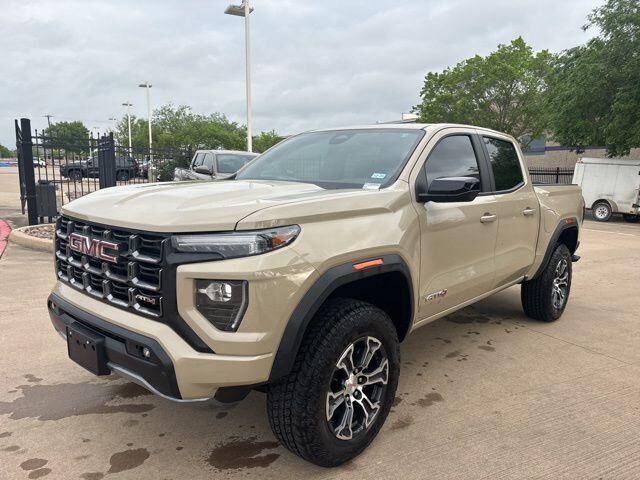 2023 GMC Canyon