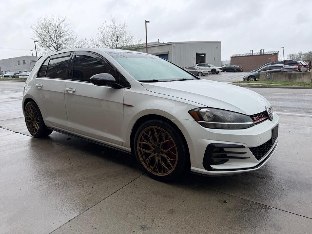 2020 VOLKSWAGEN Golf GTI