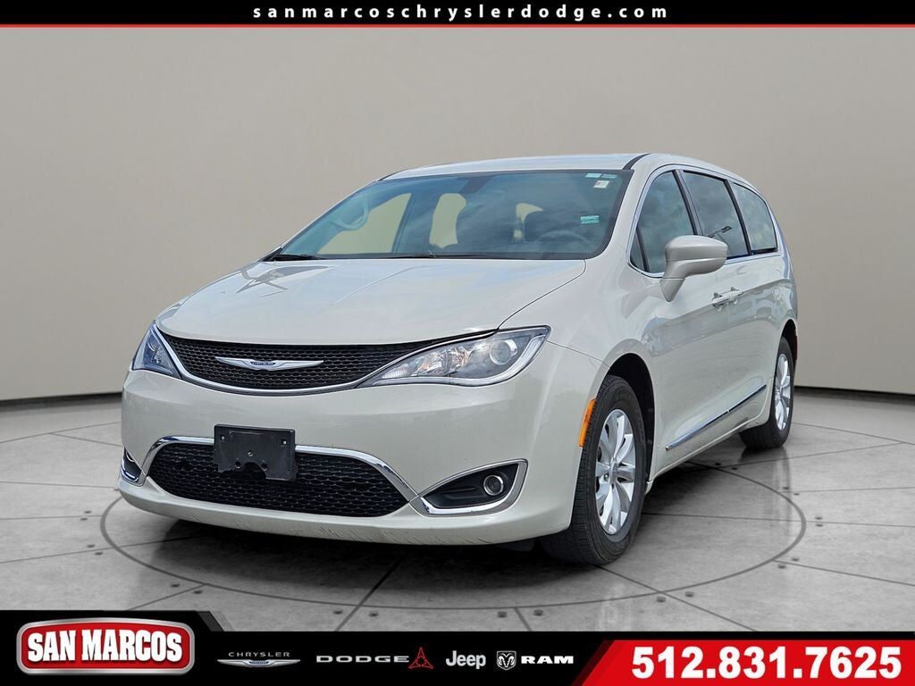 2019 CHRYSLER Pacifica