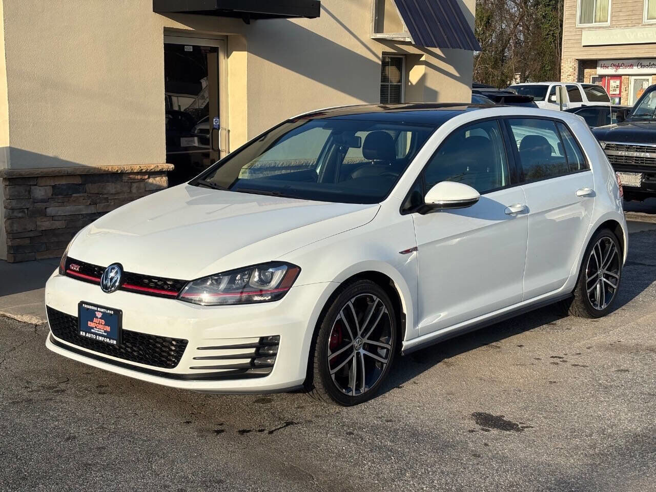 2017 VOLKSWAGEN Golf GTI