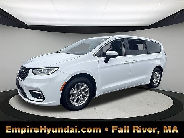 2023 CHRYSLER Pacifica