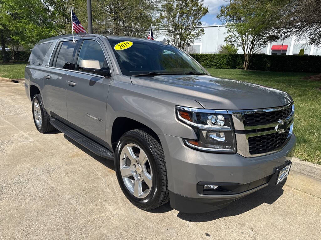 2019 CHEVROLET Suburban