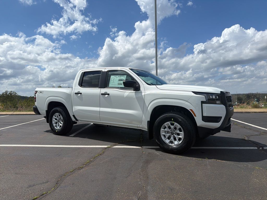 2026 NISSAN Frontier