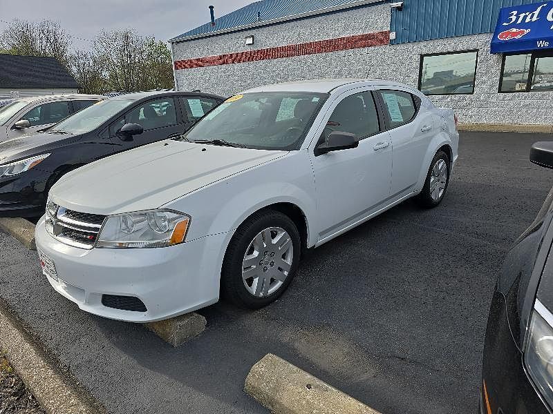 2014 DODGE Avenger