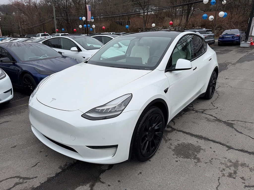 2021 TESLA Model Y