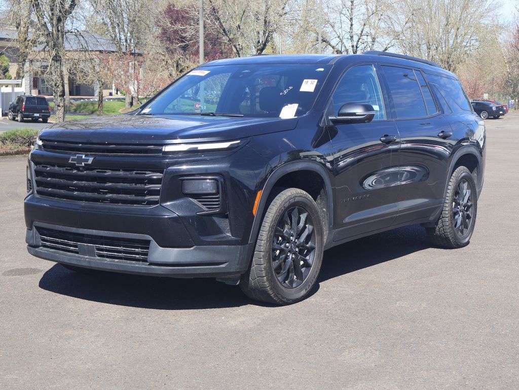 2024 CHEVROLET Traverse