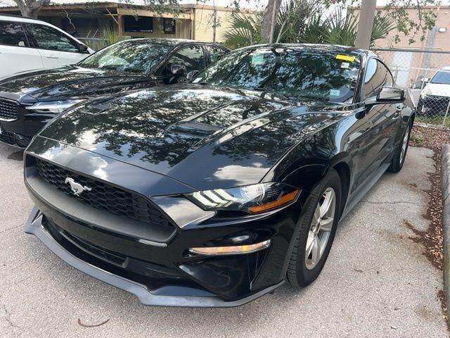 2020 FORD Mustang