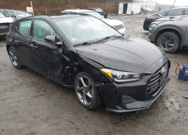 2019 HYUNDAI Veloster