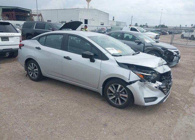 2024 NISSAN Versa