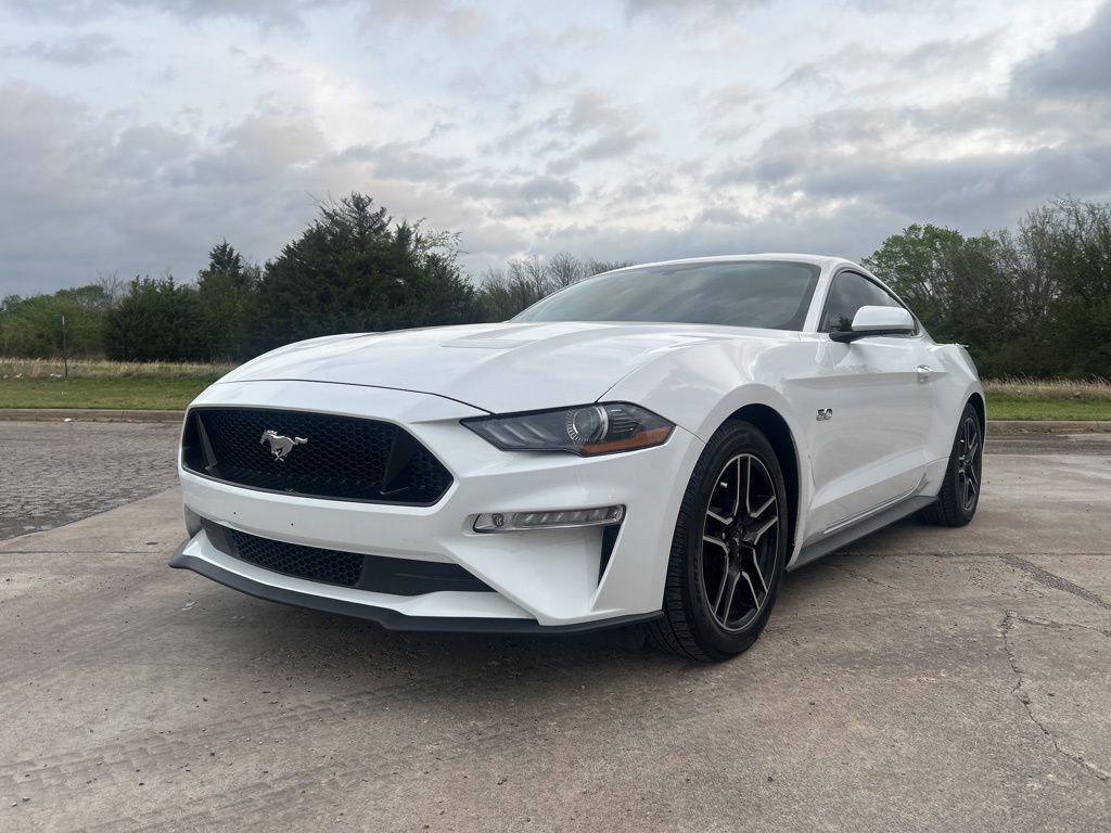 2020 FORD Mustang