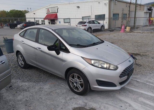 2017 FORD Fiesta