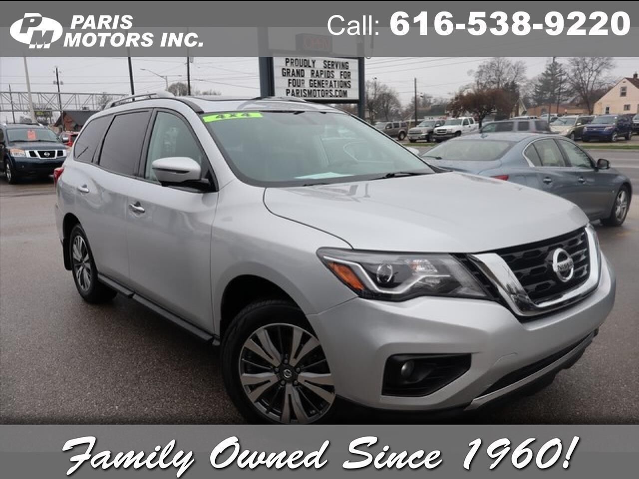 2017 NISSAN Pathfinder