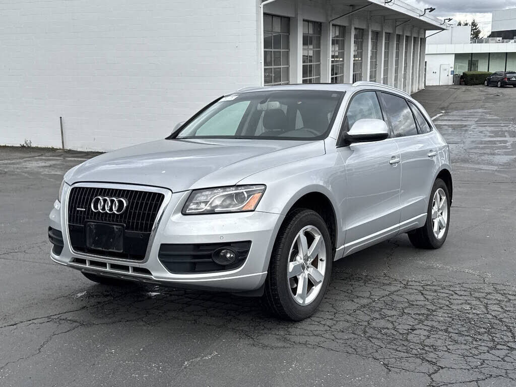 2010 AUDI Q5