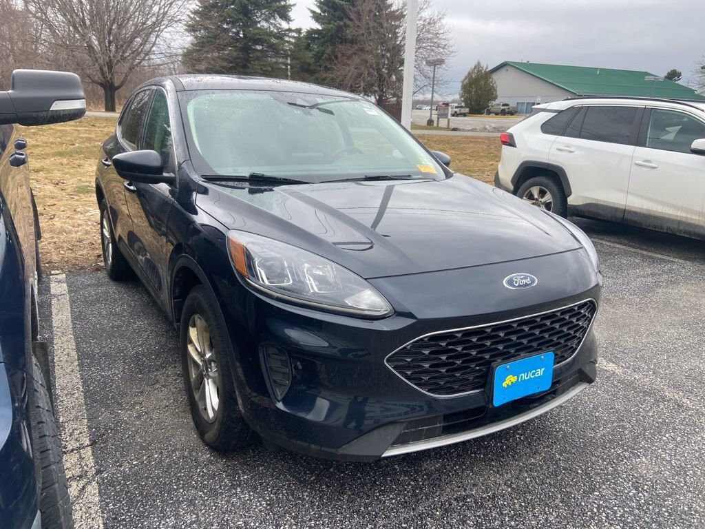 2021 FORD Escape