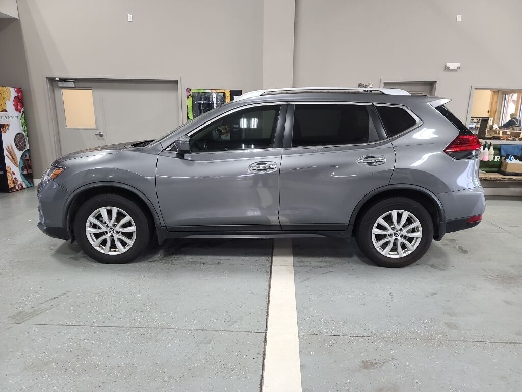 2017 NISSAN Rogue