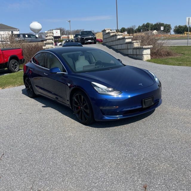 2020 TESLA Model 3