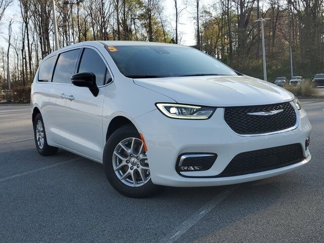 2025 CHRYSLER Pacifica