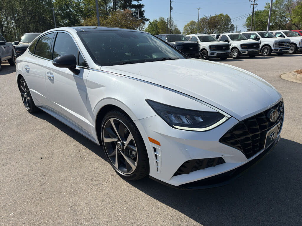 2022 HYUNDAI Sonata