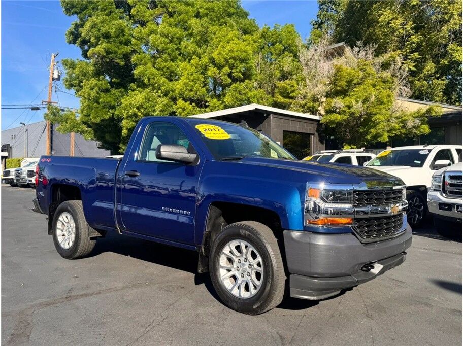 2017 CHEVROLET Silverado