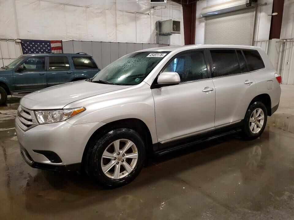 2011 TOYOTA Highlander